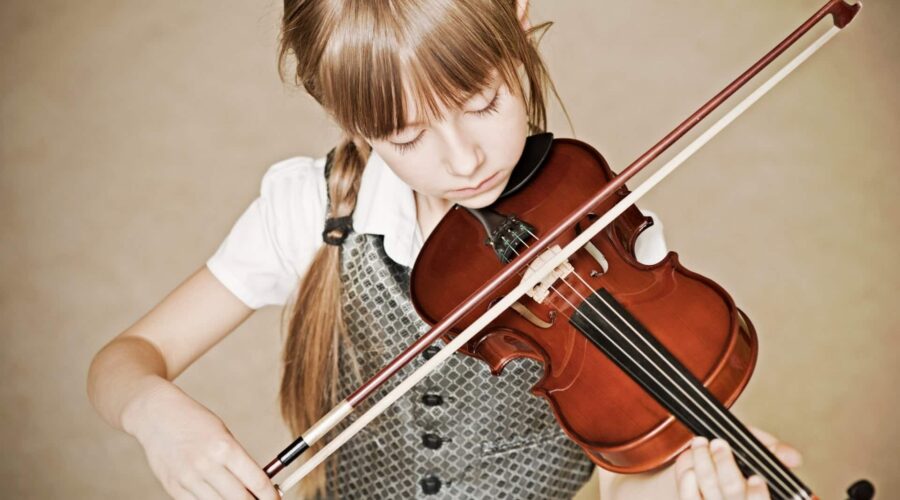 10 Easy beginner songs for the violin